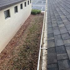 Gutter-cleaning-in-Debary-FL 3